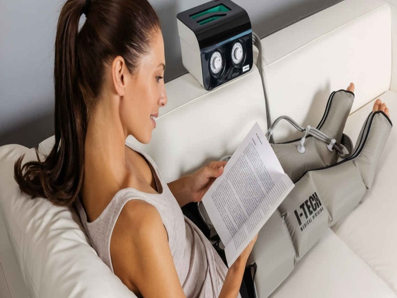 Equipo de presoterapia domiciliaria listo para su uso